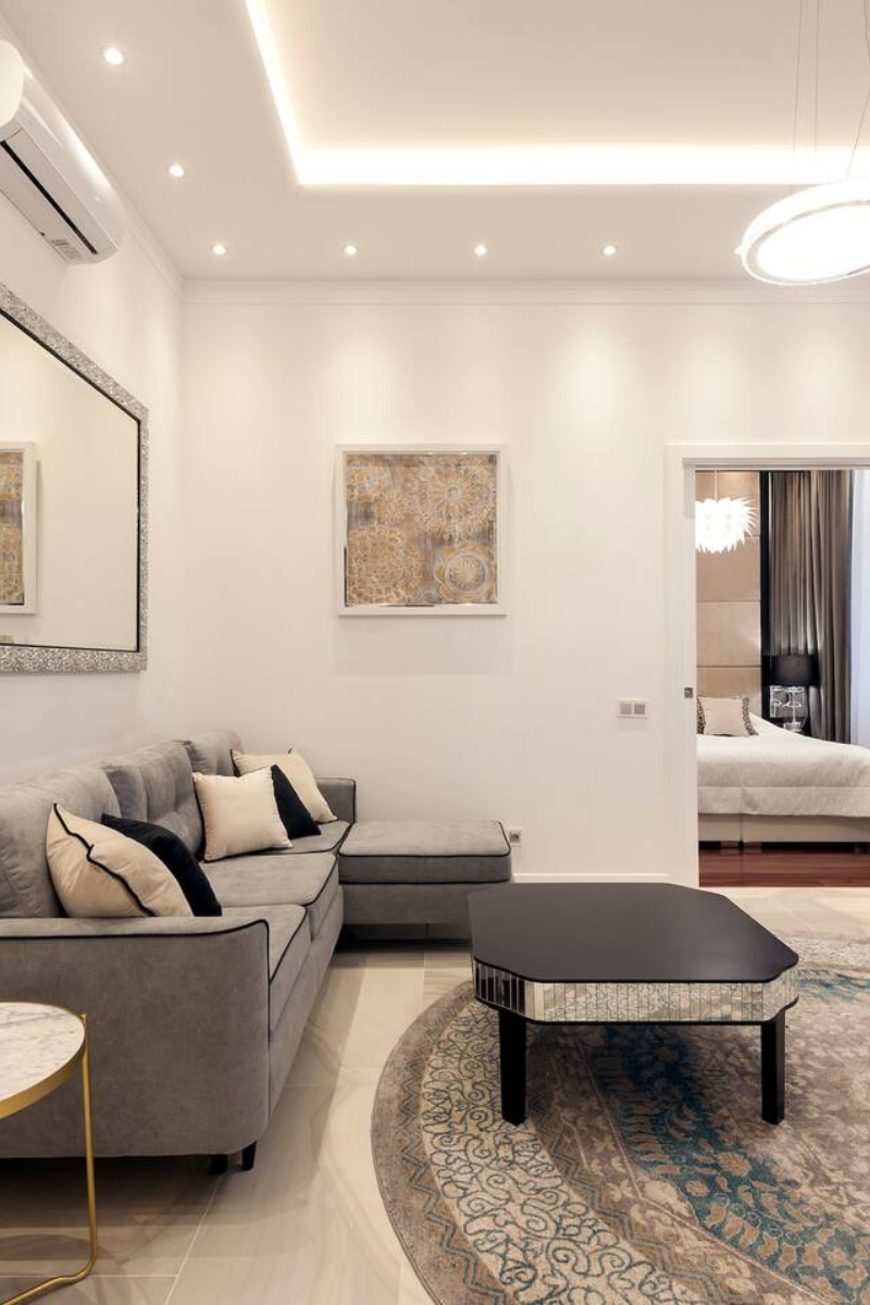 Elegant apartment in Budapest for filming